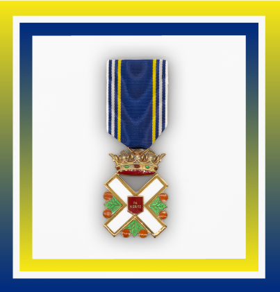 Krus de Merito-frames-403x420px_Frame 2 - Men